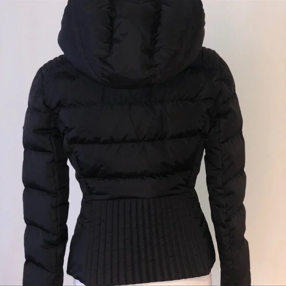 Prada logo black down jacket - Picture 3 of 12